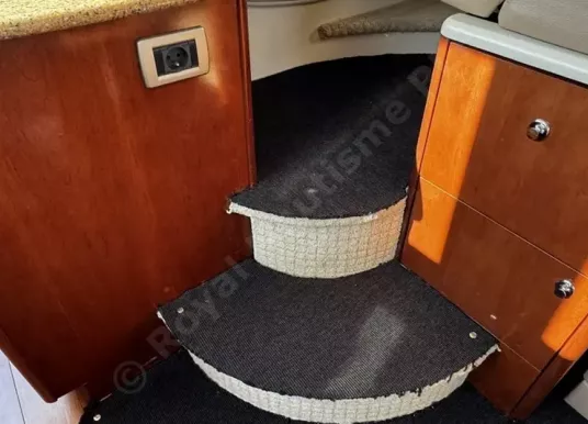 MERIDIAN - SEDAN 341 - 14