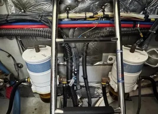 MERIDIAN - SEDAN 341 - 20