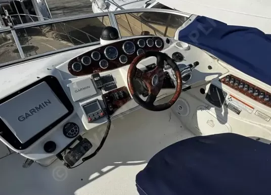 MERIDIAN - SEDAN 341 - 8