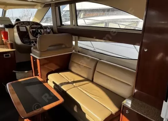 MERIDIAN - SEDAN 341 - 10