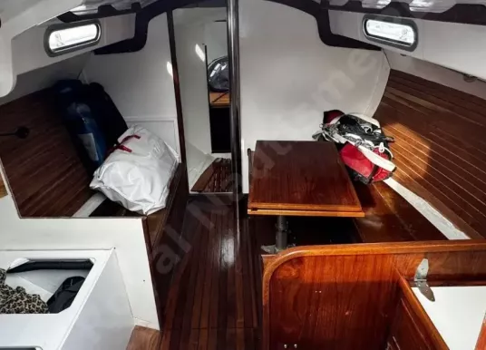 WAUQUIEZ - CENTURION 32 - 2