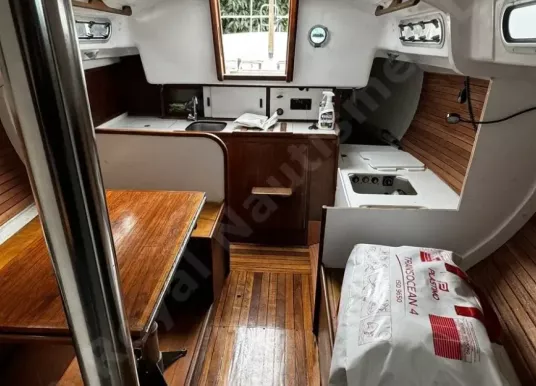 WAUQUIEZ - CENTURION 32 - 19