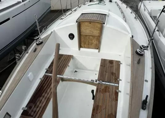 WAUQUIEZ - CENTURION 32 - 7