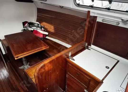 WAUQUIEZ - CENTURION 32 - 10