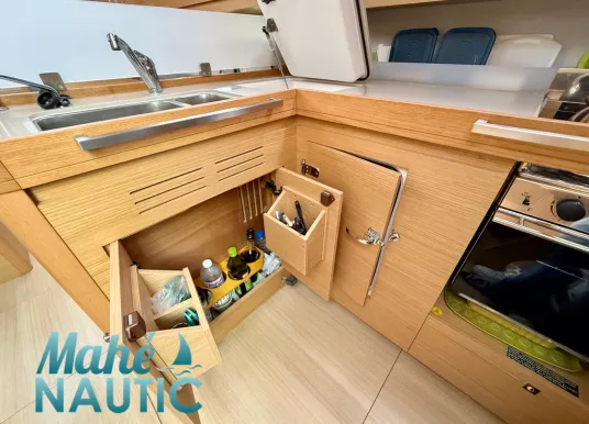 DUFOUR YACHTS - DUFOUR 412 - 9