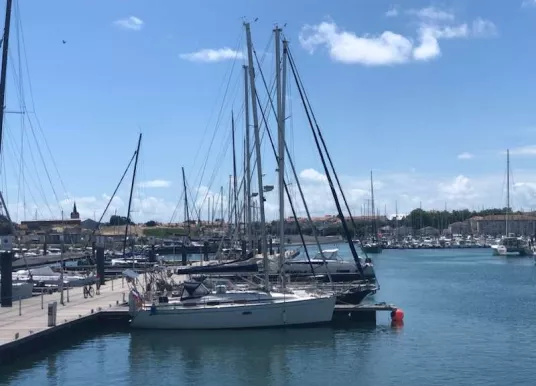BAVARIA YACHTS - BAVARIA 33 CRUISER - 5