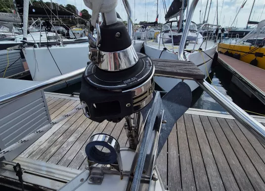 BAVARIA YACHTS - BAVARIA 33 CRUISER - 8