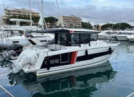 JEANNEAU - MERRY FISHER 895 SERIE 2 - 4