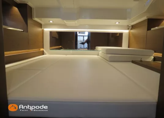 JEANNEAU - CAP CAMARAT 10.5 WA - 13