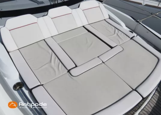 JEANNEAU - CAP CAMARAT 10.5 WA - 34