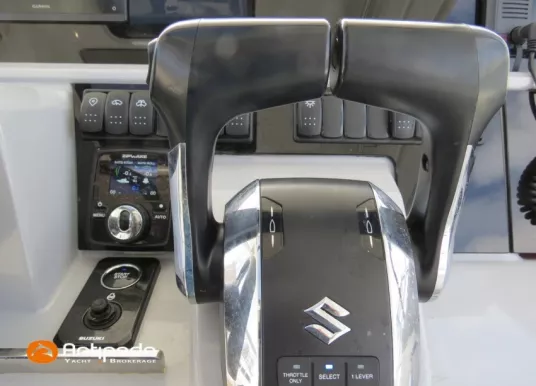 JEANNEAU - CAP CAMARAT 10.5 WA - 36