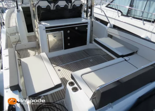 JEANNEAU - CAP CAMARAT 10.5 WA - 6