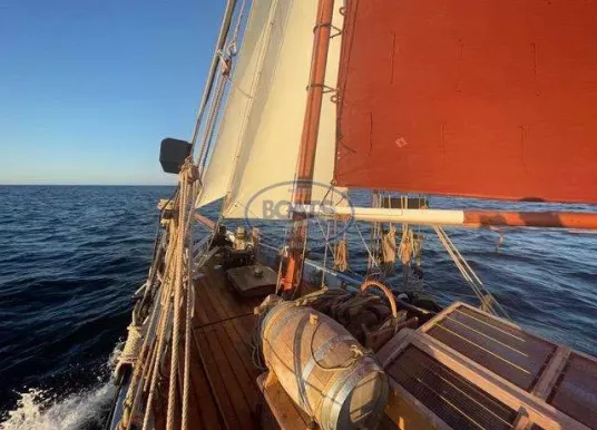 HISTORIC - FISHING SMACK - 4