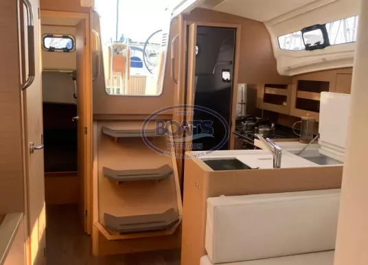 JEANNEAU - SUN ODYSSEY 380 - 5