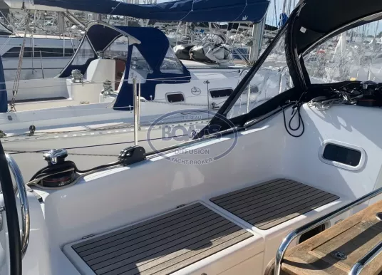 JEANNEAU - SUN ODYSSEY 380 - 8