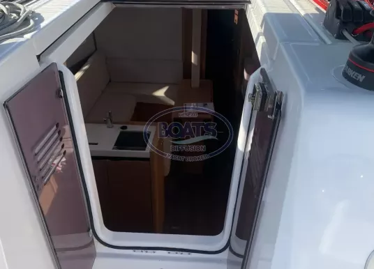 JEANNEAU - SUN ODYSSEY 380 - 9
