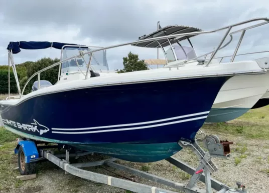 KELT - WHITE SHARK 205 - 2