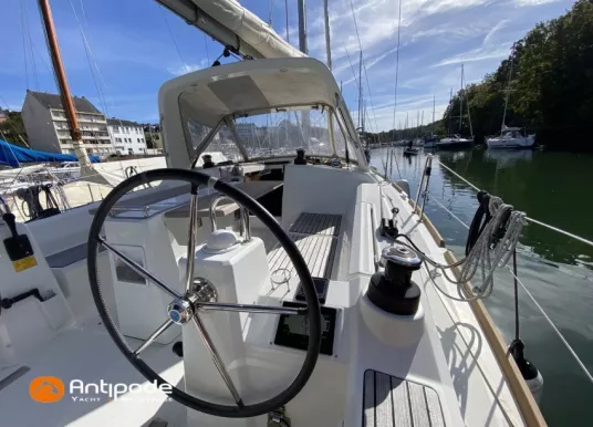 BENETEAU - OCEANIS 35 - 41
