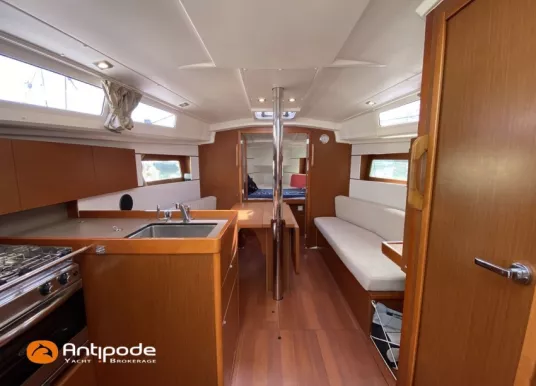 BENETEAU - OCEANIS 35 - 8