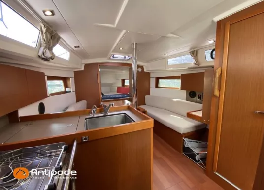 BENETEAU - OCEANIS 35 - 9