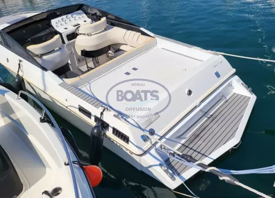 CHRIS CRAFT - CHRIS CRAFT 260 STINGER - 12