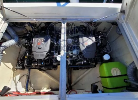 CHRIS CRAFT - CHRIS CRAFT 260 STINGER - 9