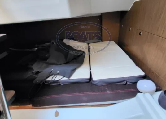 BENETEAU - FLYER 8.8 SUNDECK - 12