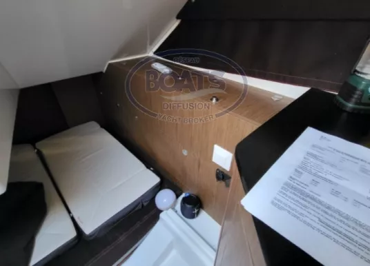 BENETEAU - FLYER 8.8 SUNDECK - 13