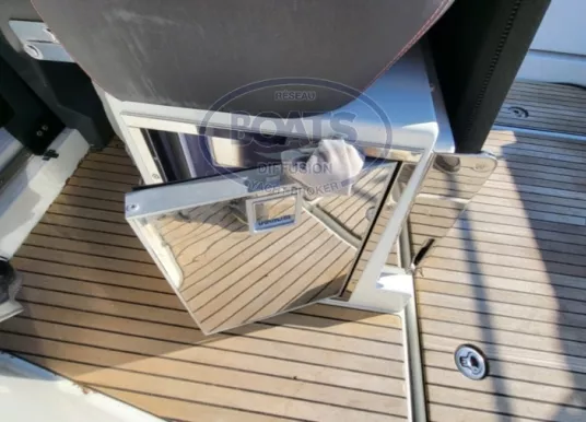 BENETEAU - FLYER 8.8 SUNDECK - 4