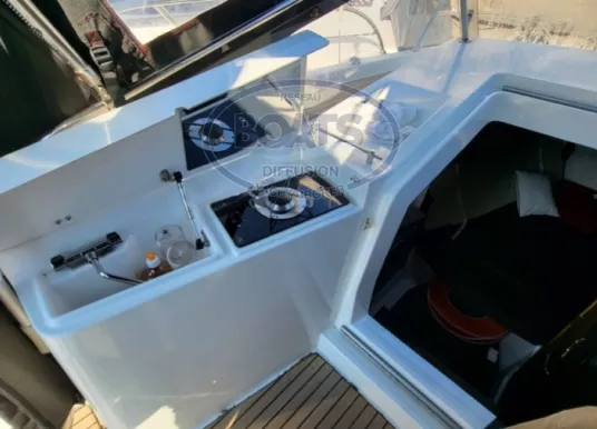 BENETEAU - FLYER 8.8 SUNDECK - 8