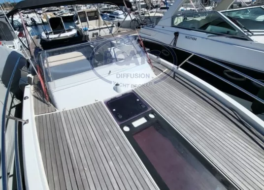 BENETEAU - FLYER 8.8 SUNDECK - 8