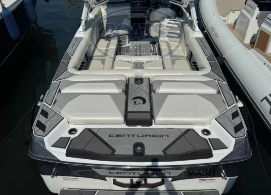 CENTURION BOATS - CENTURION RI 265 - 4