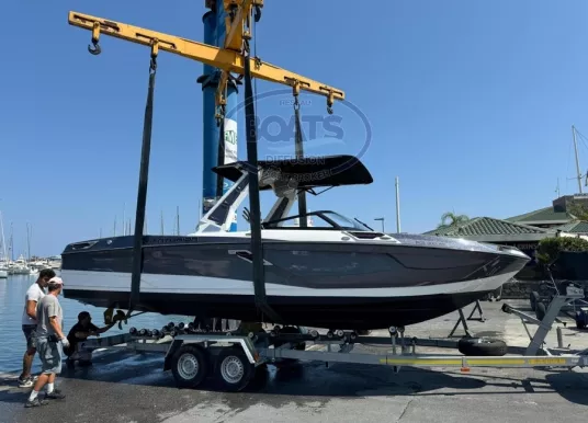 CENTURION BOATS - CENTURION RI 265 - 10