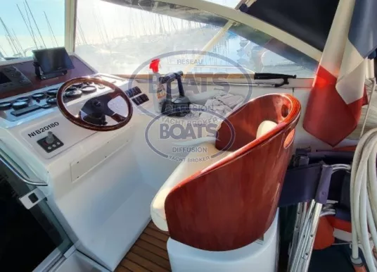 BENETEAU - OMBRINE 900 - 8