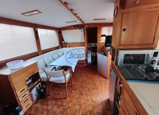 GRAND BANKS - MY 42 - 6