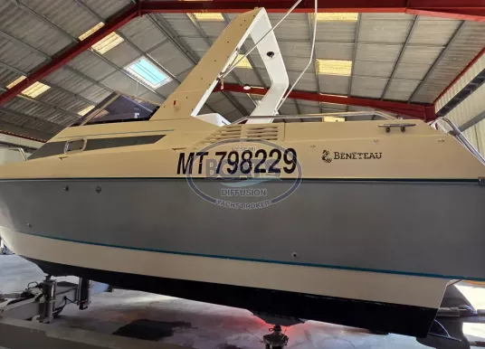 BENETEAU - FLYER 7 - 4