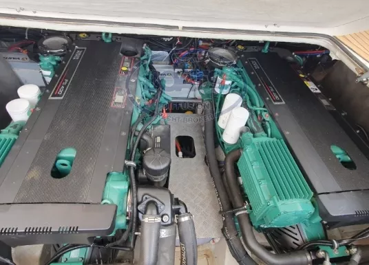 BAVARIA YACHTS - BAVARIA 38 SPORT - 13