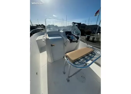 WHITE SHARK - WHITE SHARK 246 - 2