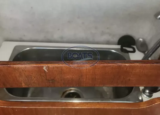 B2 MARINE - DJINN 7 - 6