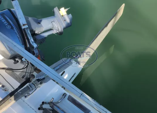 B2 MARINE - DJINN 7 - 8