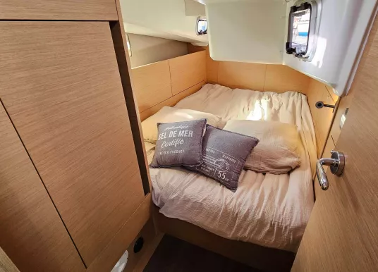 JEANNEAU - SUN ODYSSEY 410 - 24