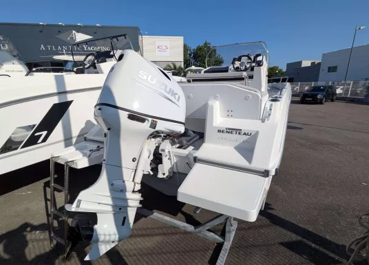 BENETEAU - FLYER 6 SPACEDECK - 4