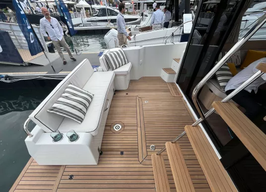 BENETEAU - SWIFT TRAWLER 37 FLY - 21