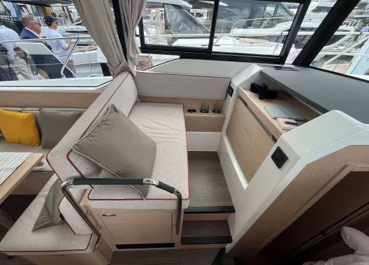 BENETEAU - SWIFT TRAWLER 37 FLY - 25