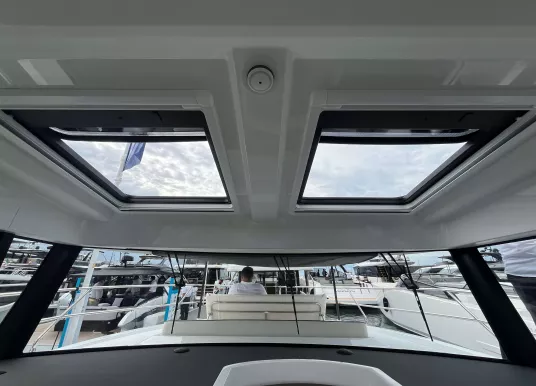 BENETEAU - SWIFT TRAWLER 37 FLY - 26