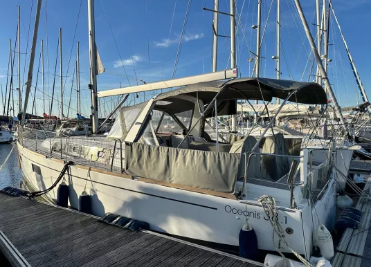 BENETEAU - OCEANIS 38.1 - 2