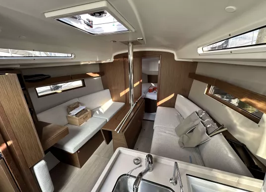 BENETEAU - OCEANIS 34.1 - 9