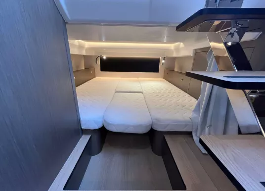 BENETEAU - GRAN TURISMO 35 NEW - 32