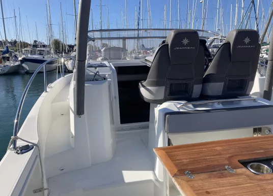 JEANNEAU - CAP CAMARAT 9.0 WA - 5