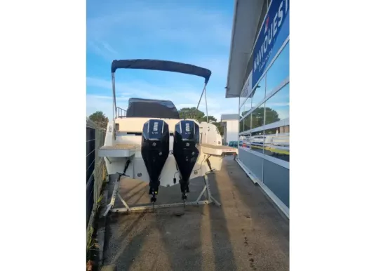 QUICKSILVER - ACTIV 875 SUNDECK - 2